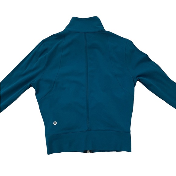 Lululemon jacket - Picture 2 of 3